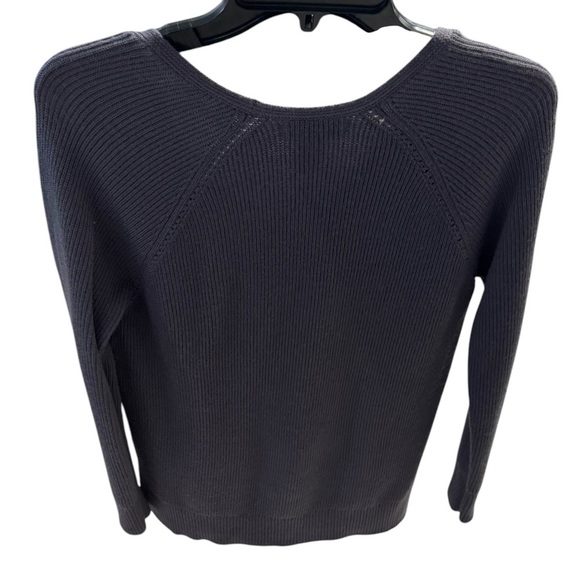 Women’s Athleta Hanover Merino Wool Blend Refined V-Neck Plum Sweater: Size XS - Picture 3 of 6